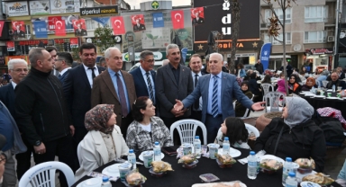 Başkan Bozbey Mustafakemalpaşa'da oruç açtı