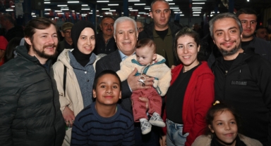 Başkan Bozbey orucunu Karacabey'de açtı