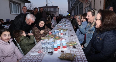 Başkan Özdemir Gökçe Mahallesi’nde iftara katıldı