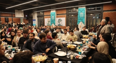Başkan Özdemir öğrencilerle sahurda buluştu