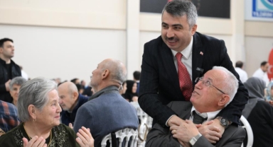 Başkan Yılmaz, şehit aileleri ve gazilerle oruç açtı