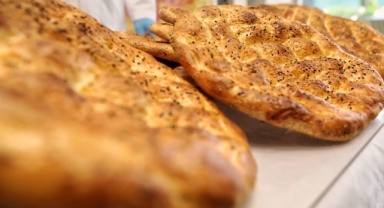 BESAŞ'ın 450 gramlık Ramazan pidesi 20 TL