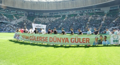 Bursaspor yetim çocuklarla el ele