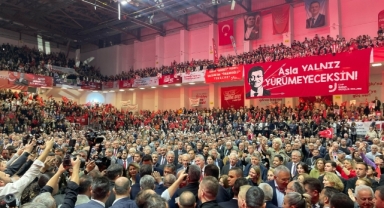 Ekrem İmamoğlu Bursa'da coşkuyla karşılandı