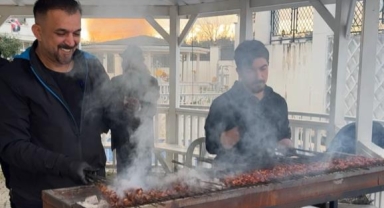 Fenomen Ciğerci huzurevindeki yaşlıları unutmadı