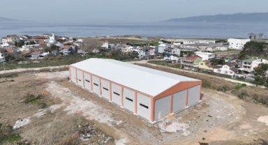 Gemlik Spor Salonu açılış için gün sayıyor