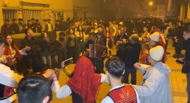 İlçe halkını Rumeli ezgileriyle sahura uyandırdılar