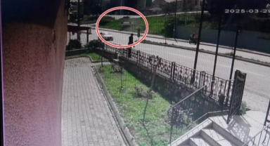 Seyir halindeyken aracıyla yoldan çıkıp takla attı