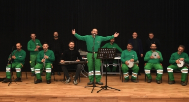 Temizlik işçileri kurdukları orkestra ile konser verecek