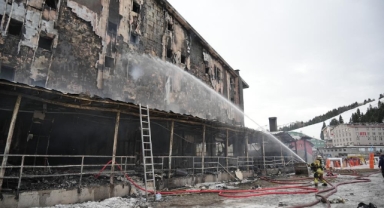 Uludağ'daki otel yangınıyla ilgili 4 kişi tutuklandı