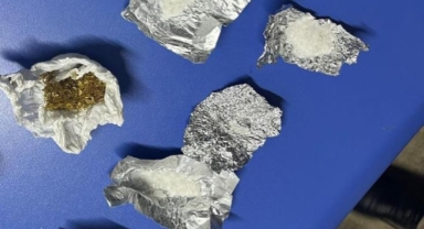 Uyuşturucu tacirleri takside yakalandı