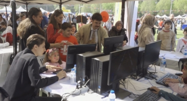 ‘Akıllı Şehir Oyunları’ minik oyuncularla buluştu
