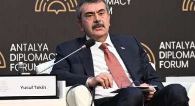 Bakan Tekin'den Proje Okullar açıklaması