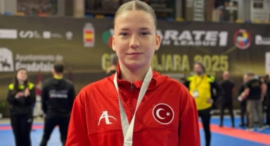 Belediyesporlu Nisanur Çakır'dan gümüş madalya