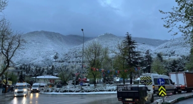 Bursa'da nisan ayında kar sürprizi