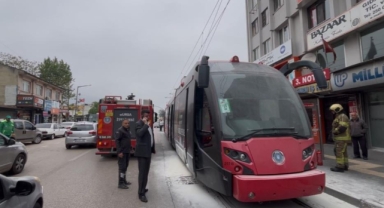 Bursa'da tramvay yangını paniğe neden oldu