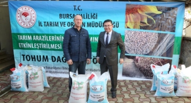 Çiftçilere hibe destekli tohum dağıtıldı