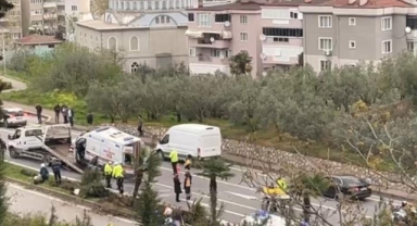 Hasta taşıyan ambulans takla attı