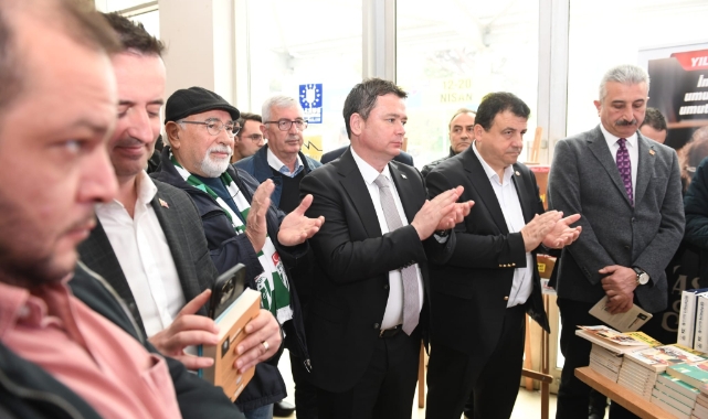 Kitap Fuarı’nda Osmangazi standına büyük ilgi