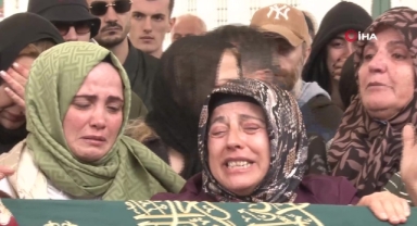 Oyuncu Sevil Akdağ’ın öldürdüğü Elif Kırav defnedildi