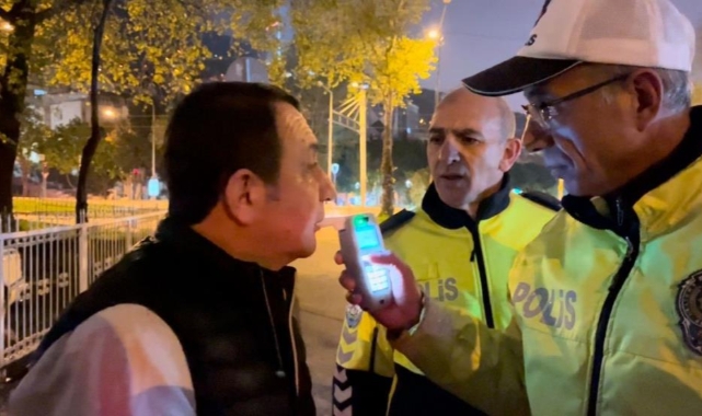 Rüyasında gördü ehliyetsiz ve alkollü yakalandı