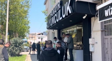 Soymak istedikleri kuyumcuya ateş açtılar
