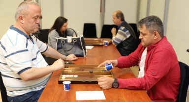 Bursa'da zarlar eşitlik için atıldı