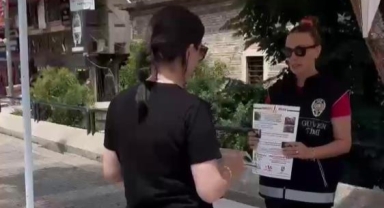 Bursa polisi vatandaşları dolandırıcılık olaylarına karşı bilgilendirdi