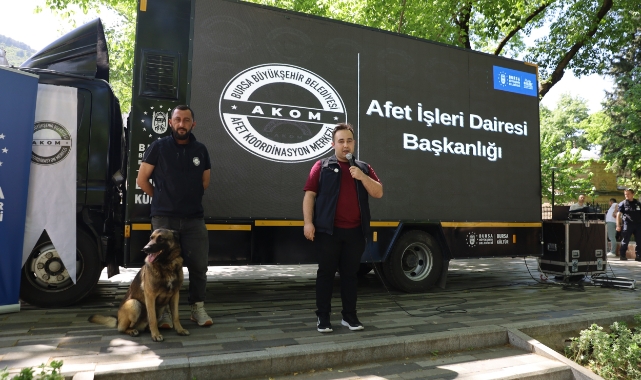 Büyükşehir’den mahallelerde ‘halk sağlığı ve afet bilinci’ eğitimi
