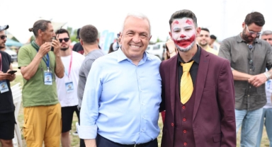 Uni uçuş günlerinde öğrenciler buluştu