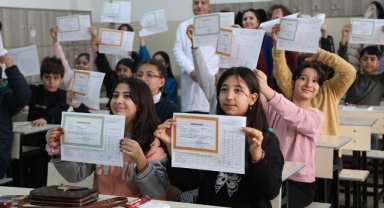20 milyon öğrenci yarın yaz tatiline girecek