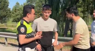 Ailesi kaza yapınca, polis ekipleri sınava yetiştirdi