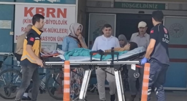 Bıçağın üzerine düşen çocuk ağır yaralandı