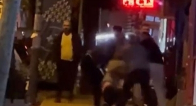 Bursa’da tartıştıkları kişiyi tekme tokat darp ettiler