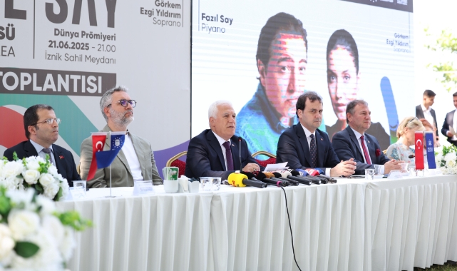 Fazıl Say’dan İznik’e özel beste