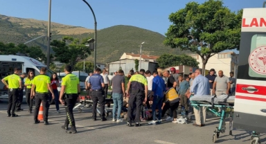 Gemlik'te feci kaza: anne ve küçük kızı ağır yaralı