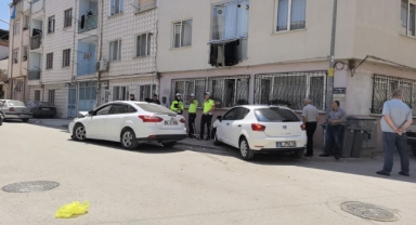 İnegöl'de otomobiller çarpıştı: 3 yaralı