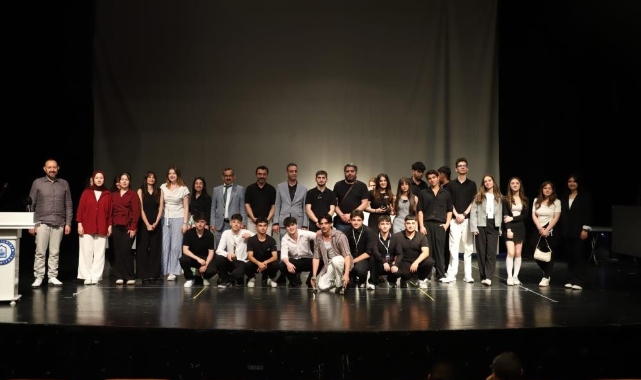 Lise öğrencilerinden yapay zeka temalı kısa film projesi
