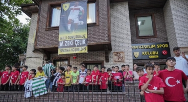 Milli futbolcu Zeki Çelik, futbola başladığı takımı unutmadı