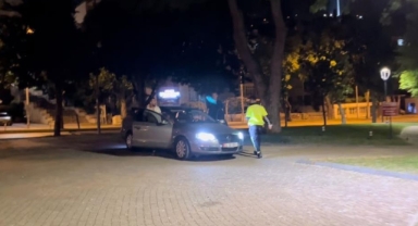 Uygulamayı görünce kaldırıma çıktı, yine kaçamadı
