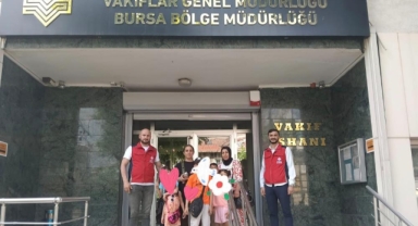Yetim çocuklara bayramda giyim desteği
