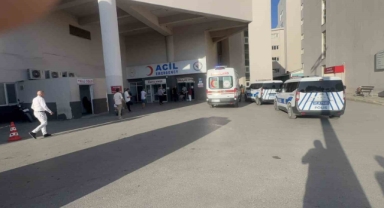 Zabıta personeli kendini vurdu, belediye başkanı kolundan yaralandı