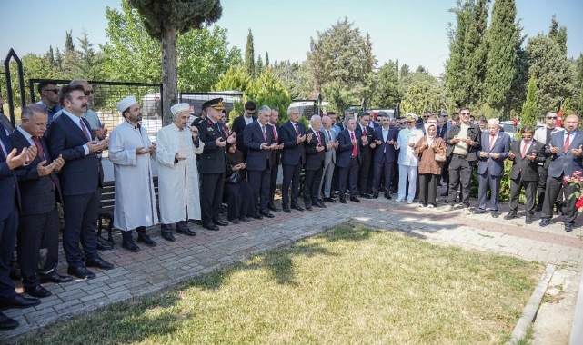 15 Temmuz anma programları şehitlik ziyaretiyle başladı