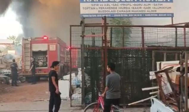 Bursa’da geri dönüşüm tesisinde yangın!