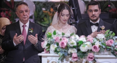 Bursa'da siyaset ve iş dünyasını buluşturan düğün