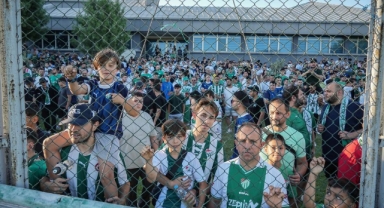 Bursaspor sezonu taraftarıyla açtı