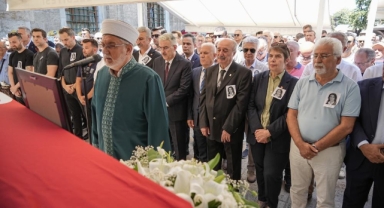 CHP eski Milletvekili Lale Karabıyık'a veda