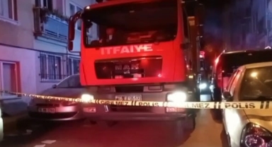 Gece yarısı mahalleyi ayağa kaldıran yangın