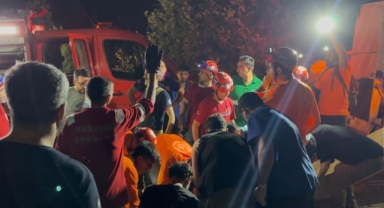 Gönüllü geldi devrilen su tankerinde hayatını kaybetti