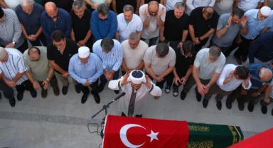 İmam babanın en acı görevi